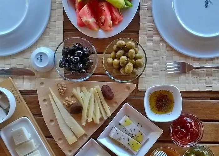 Mercan Bed & Breakfast 2*